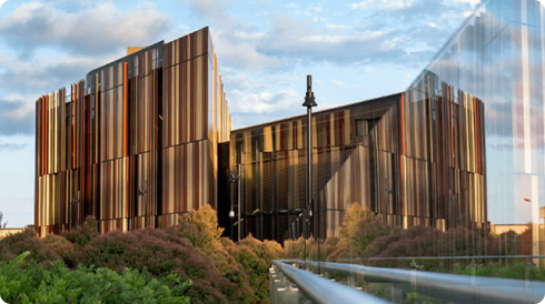 MACQUARIE UNIVERSITY