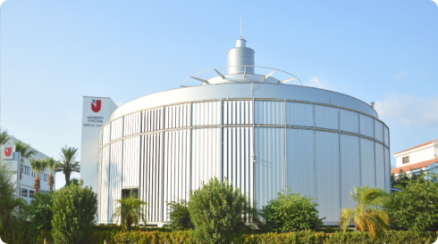 THE UNIVERSITY OF NICOSIA, MD